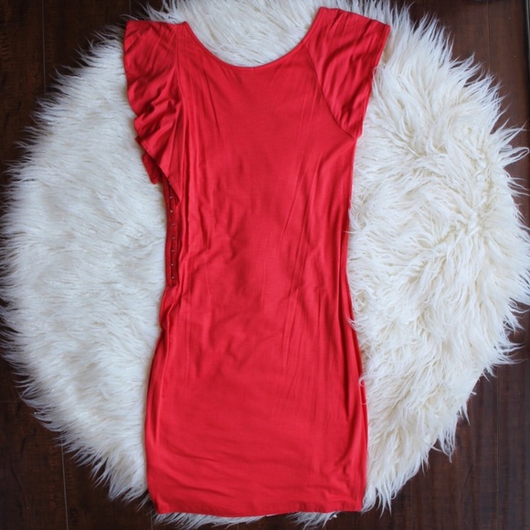 Ella Moss Side Ruffle Dress - Picture 4 of 7